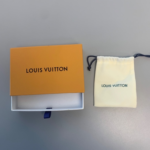 Louis Vuitton clover bracelet - Picture 9 of 11